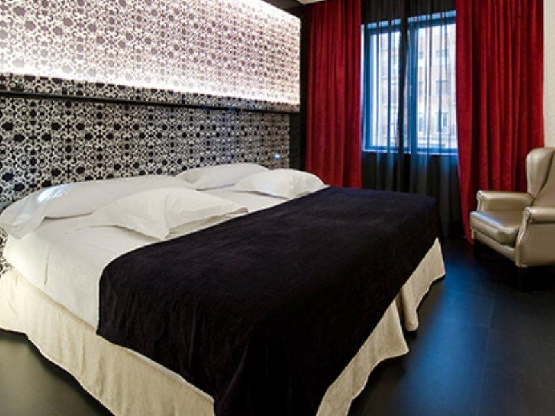 Vincci Via - 66 Hotel Madrid Kültér fotó