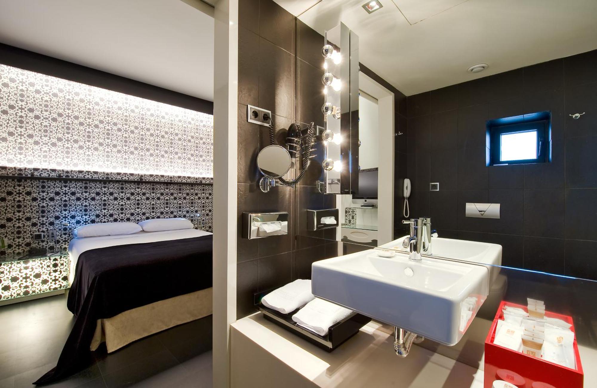 Vincci Via - 66 Hotel Madrid Kültér fotó